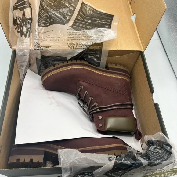 NWT Timberland Women Courmayeur Valley 6" Boot Medium Burgundy Nubuck Size 8 - Picture 2 of 7
